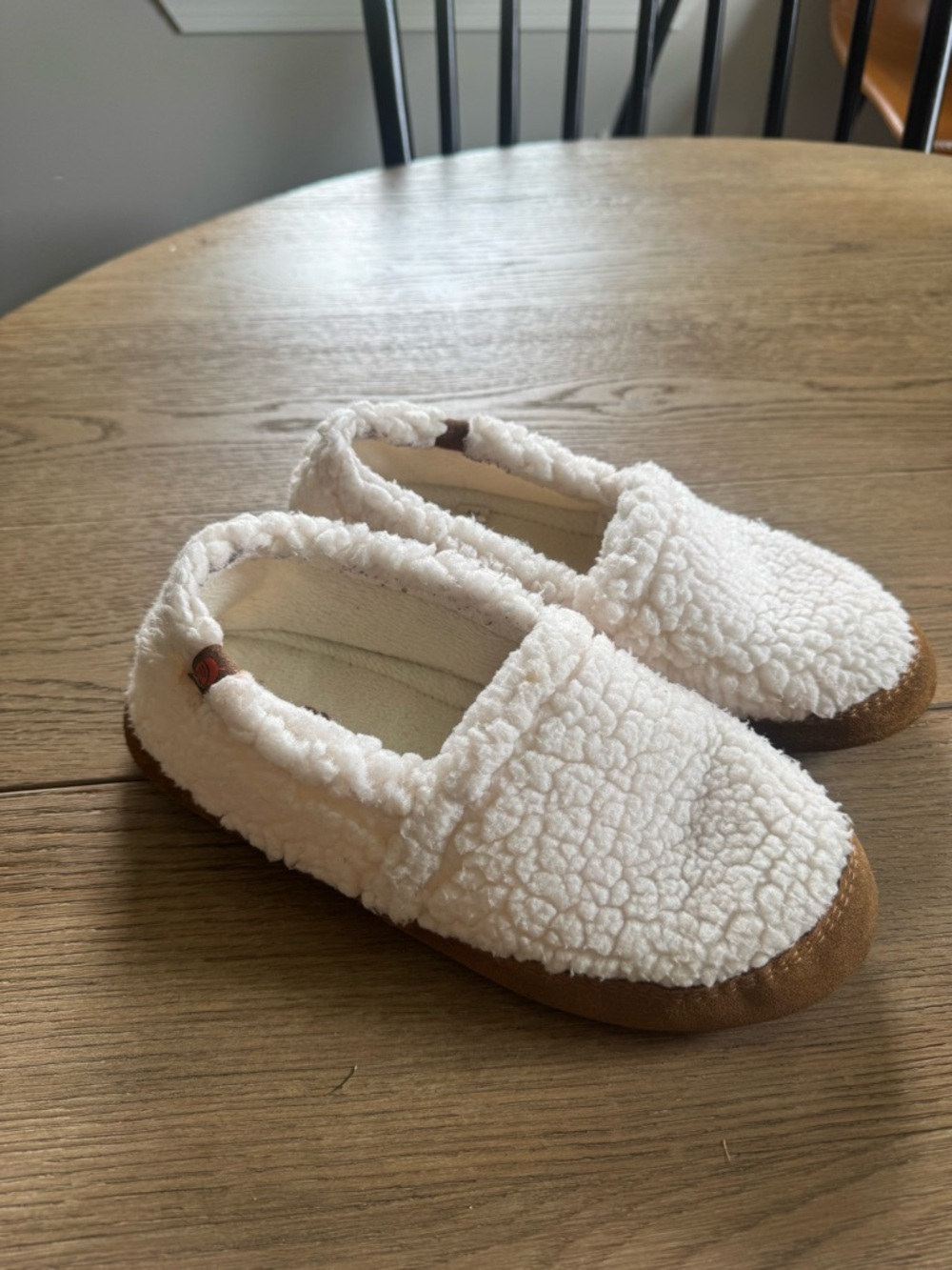 Womens Cozy Sherpa Slip-On Shoes in Cream
